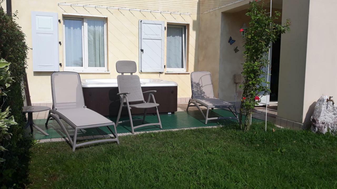 Apartamento Il Giardino Di Laura - Sirmione Exterior foto