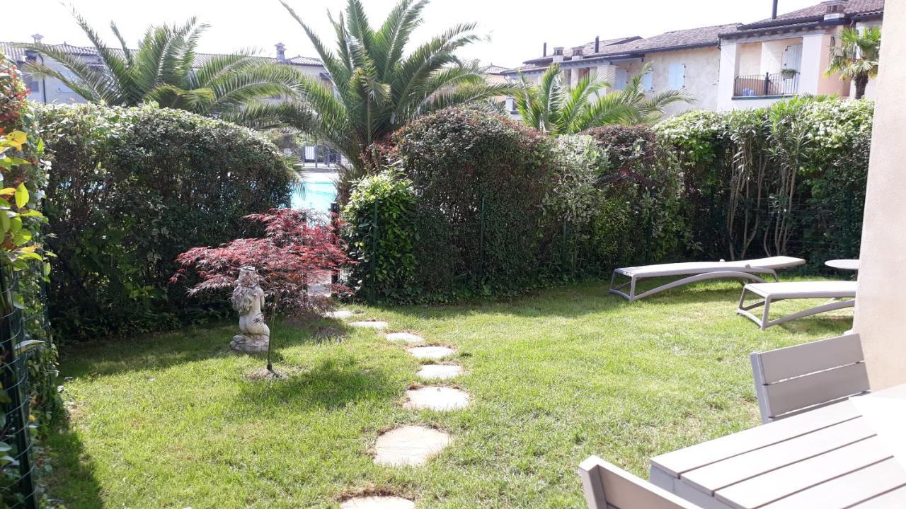 Apartamento Il Giardino Di Laura - Sirmione Exterior foto