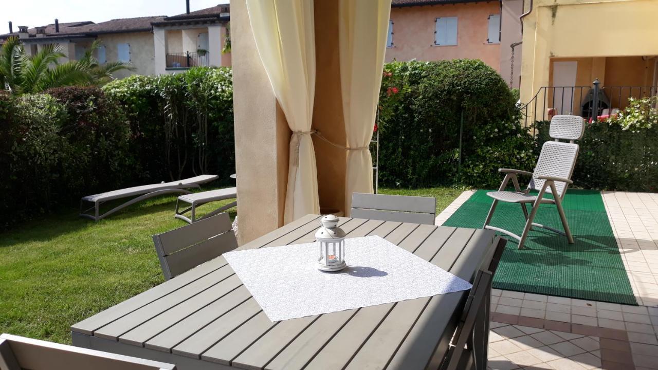 Apartamento Il Giardino Di Laura - Sirmione Exterior foto