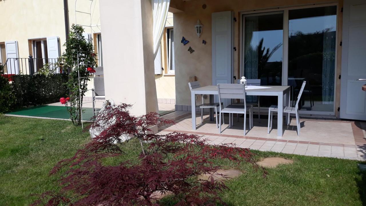 Apartamento Il Giardino Di Laura - Sirmione Exterior foto